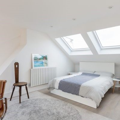 image from: https://www.simplyloft.co.uk/house-suitable-loft-conversion/
